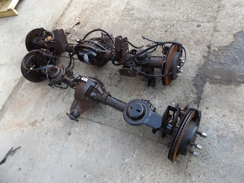 MOST TYLNY TYŁ DODGE RAM 02-08r 3.92