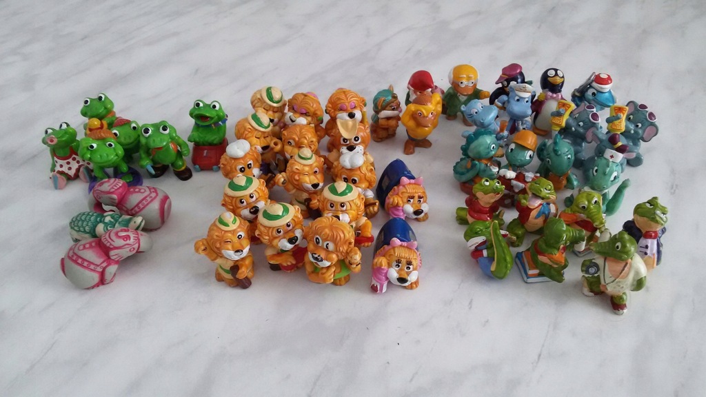 Zabawki figurki kinder jajka