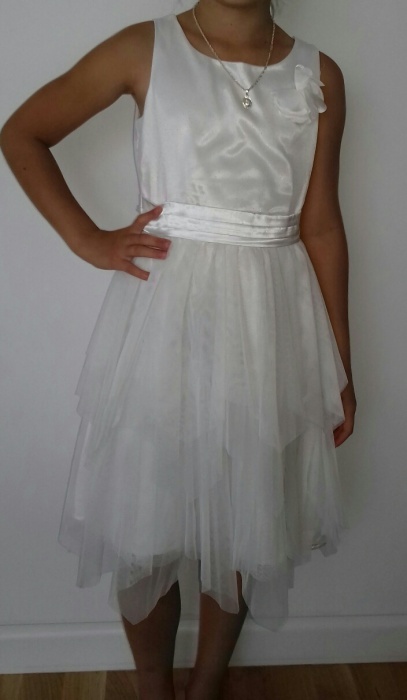 Sukienka biała śliczna Cool Club 140 cm - 7470802541 - oficjalne archiwum  Allegro
