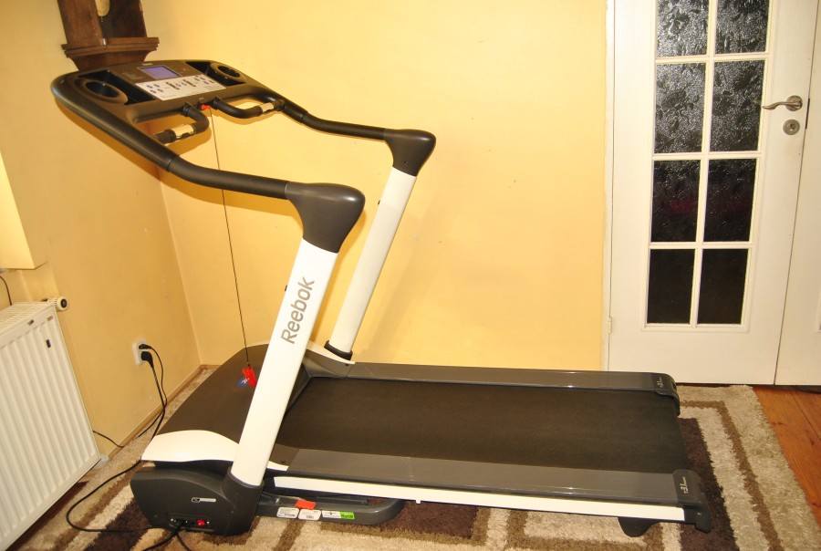 Reebok t3 2025 1 treadmill