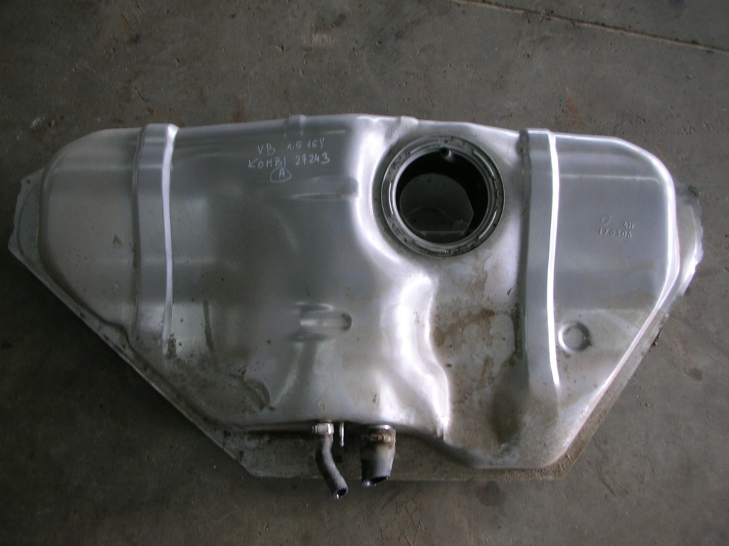 Opel Vectra B kombi 1.6 16V Zbiornik paliwa bak