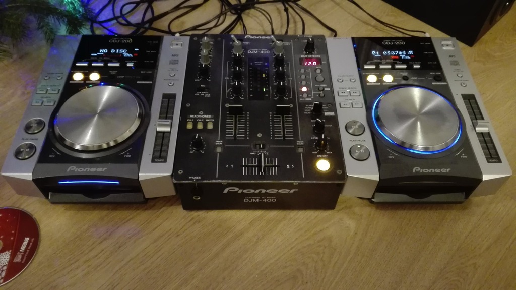 PIONEER zestaw DJ  CDJ 200 + DJM 400