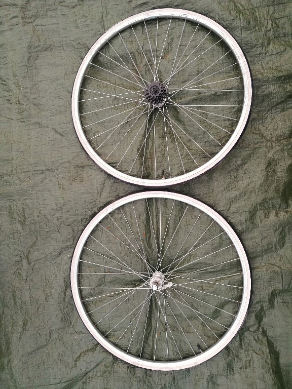 koła szosowe 700c shimano 600? ARAYA