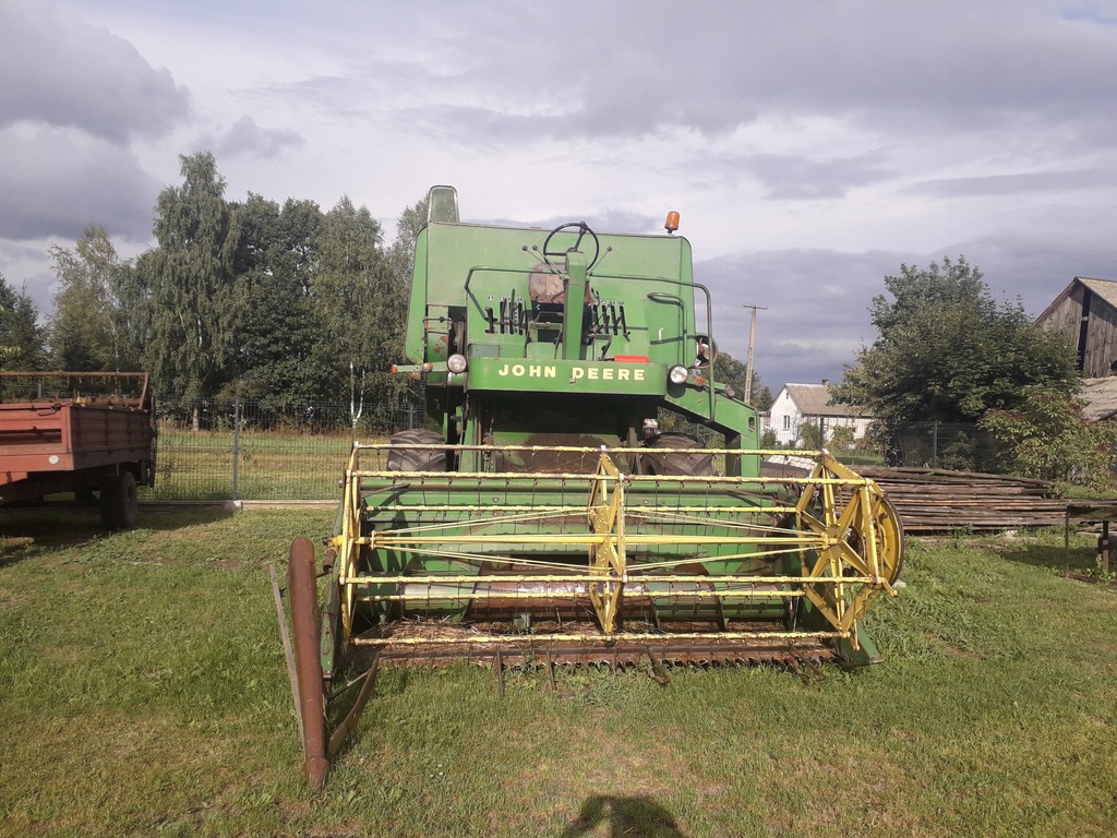 kombajn zbożowy John deere 630