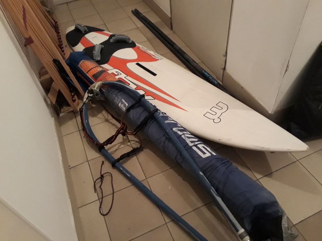 Windsurfing deska Mistral Flow 103L, żagiel Arows