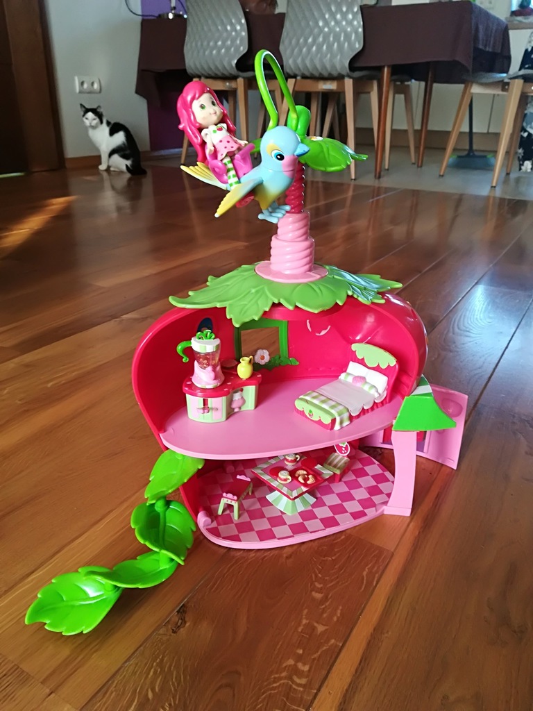 Domek Truskawkowe Ciastko Kawiarenka