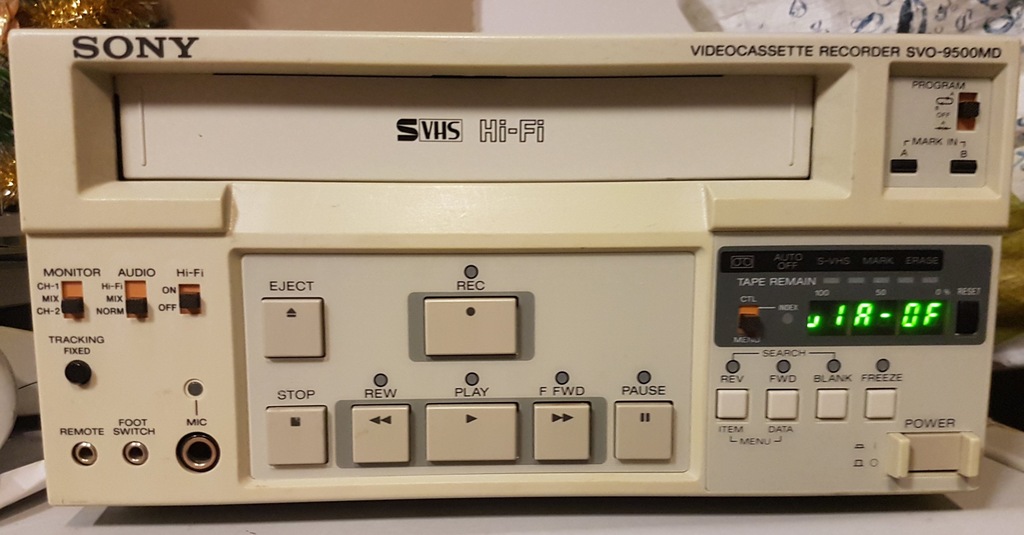 Profesjonalny S-VHS Hi-Fi SONY SVO-9500MD