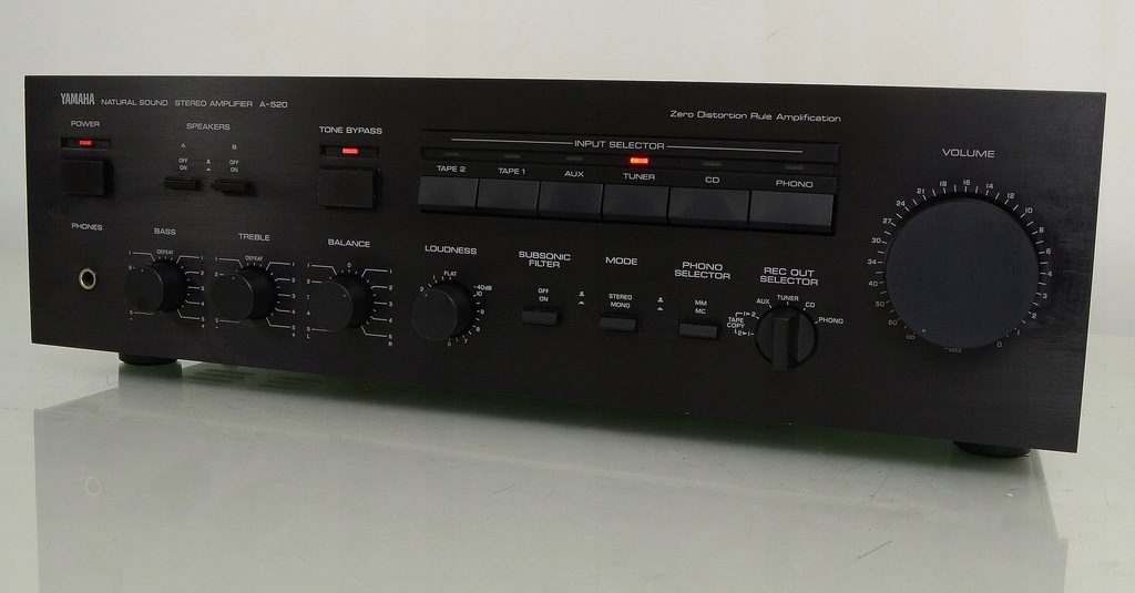 YAMAHA A-520 CENIONY WZMACNIACZ STEREO .