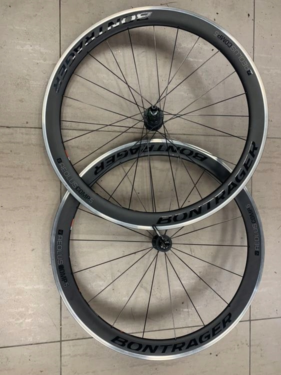 Bontrager Aeolus Comp 5 TLR koła szosa shimano