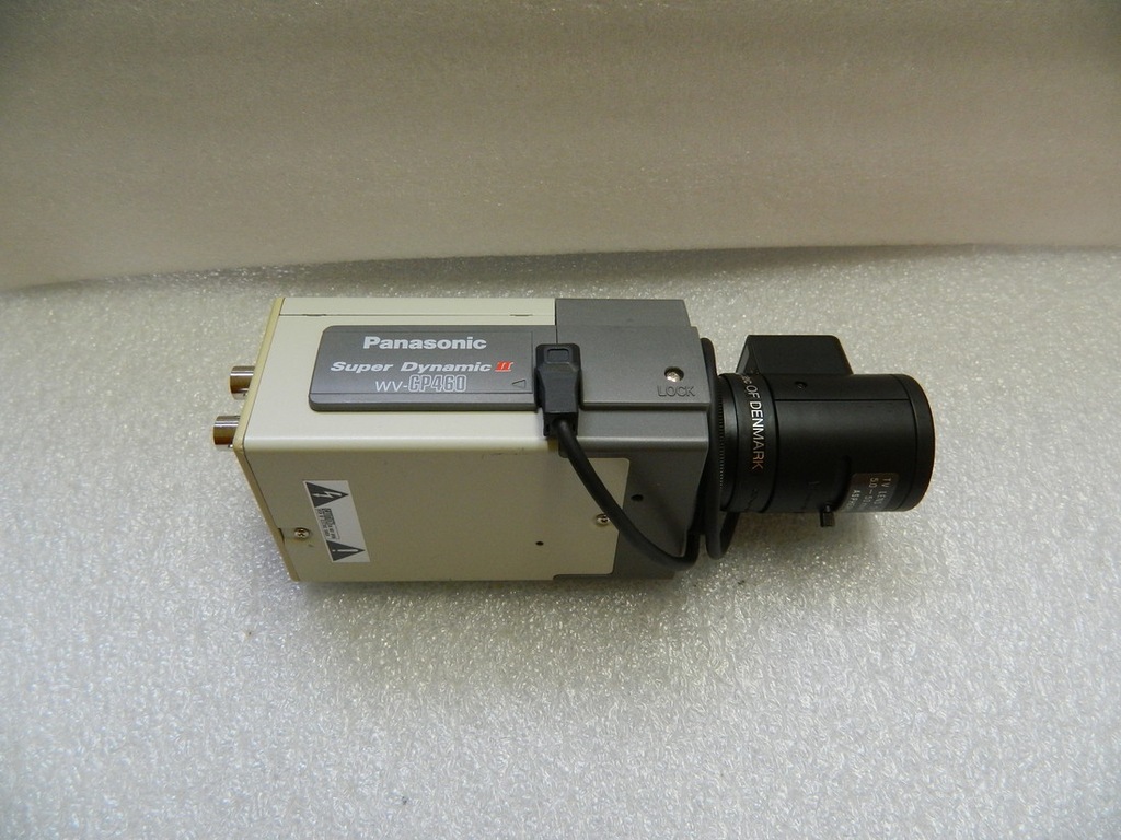 Kamera CCTV PANASONIC WV-CP460 G + obiektyw