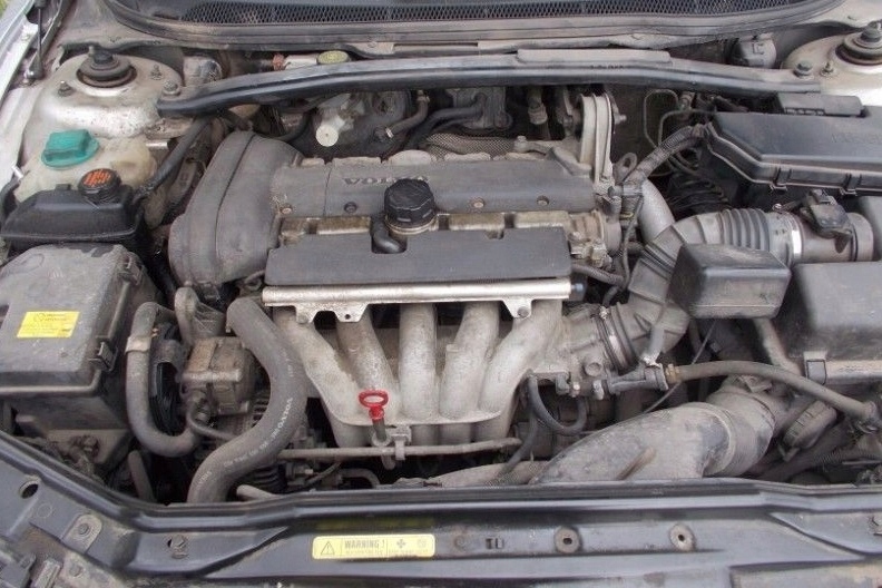 SILNIK Volvo S60 2.4 140KM 00-09r gwarancj B5244S2
