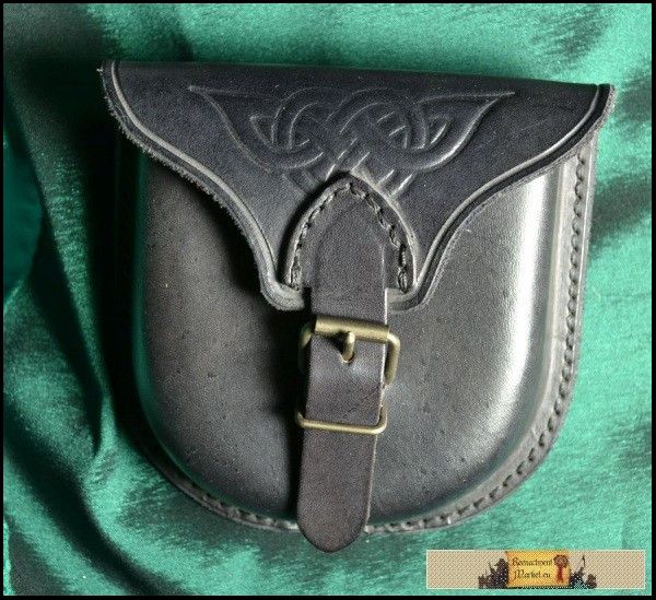 LEATHER BELT BAG WITH CELTIC KNOT