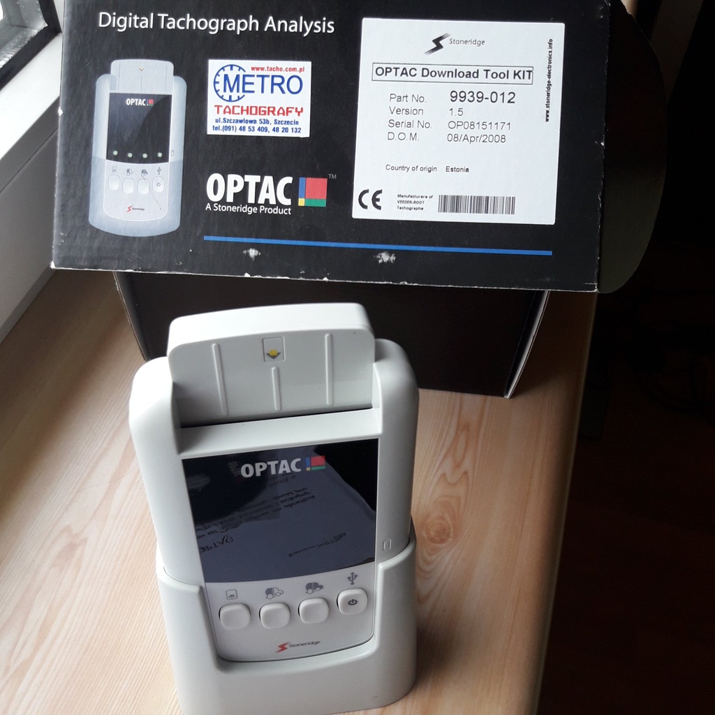Optac  uniwersalny czytnik tachografów oraz kart
