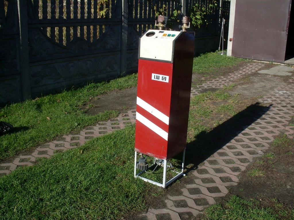 Wytwornica Pary LW69 Dwustanowiskowa 100% SPRAWNA