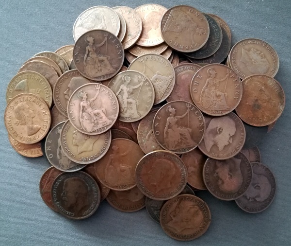Wielka Brytania - 1 pens - zestaw 84 monet.