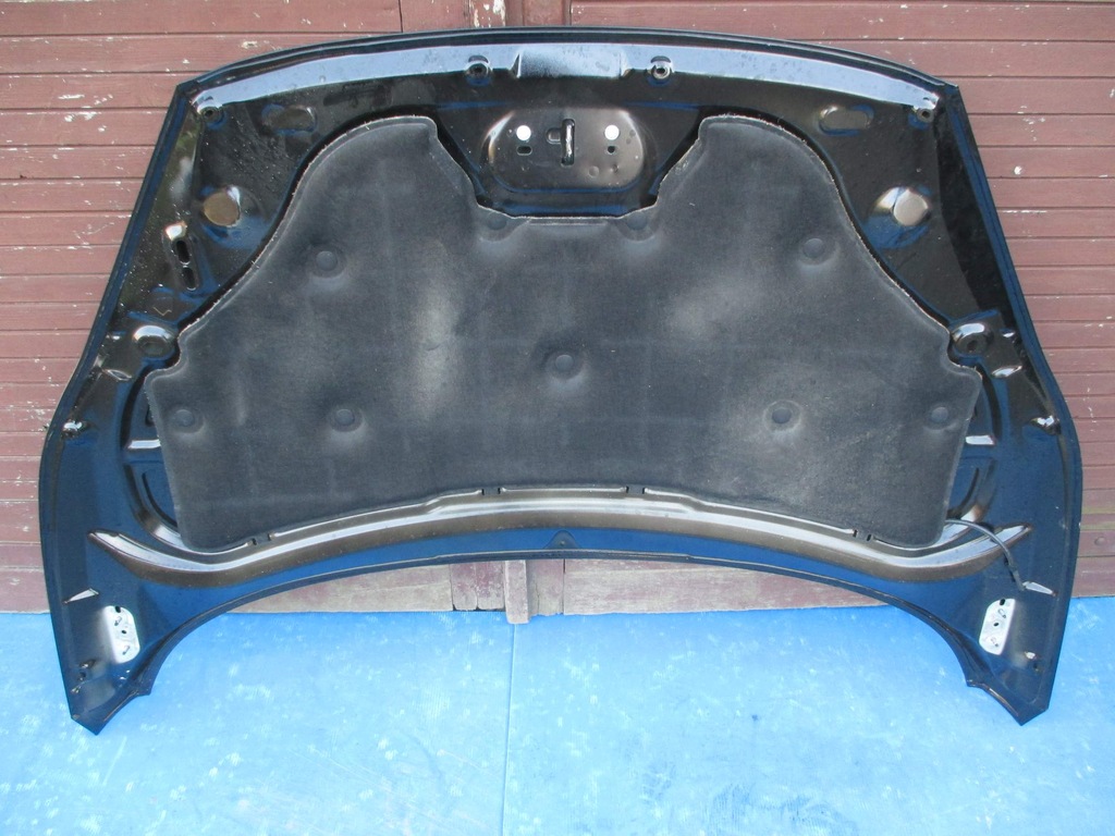 WYGŁUSZENIE MASKI FORD FIESTA MK7 LIFT 12R-