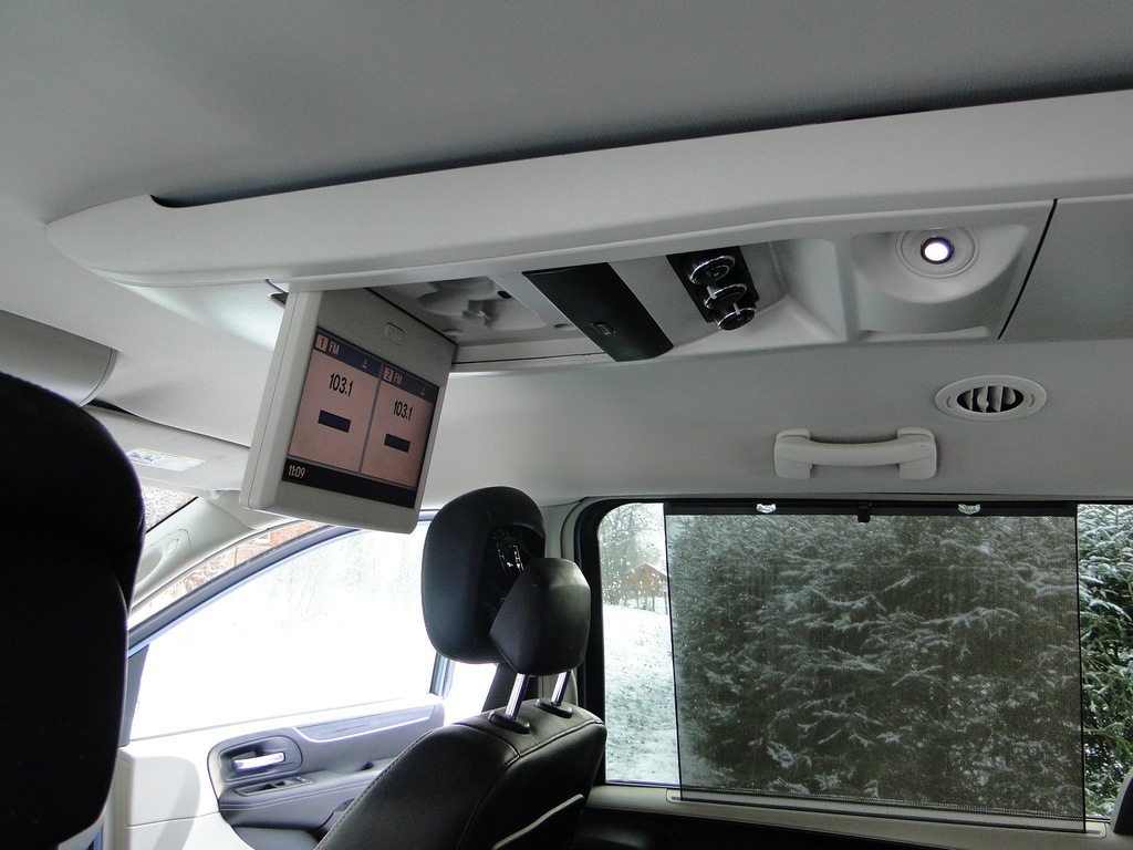 MONITOR LCD TV DVD LANCIA VOYAGER CHRYSLER DOGE
