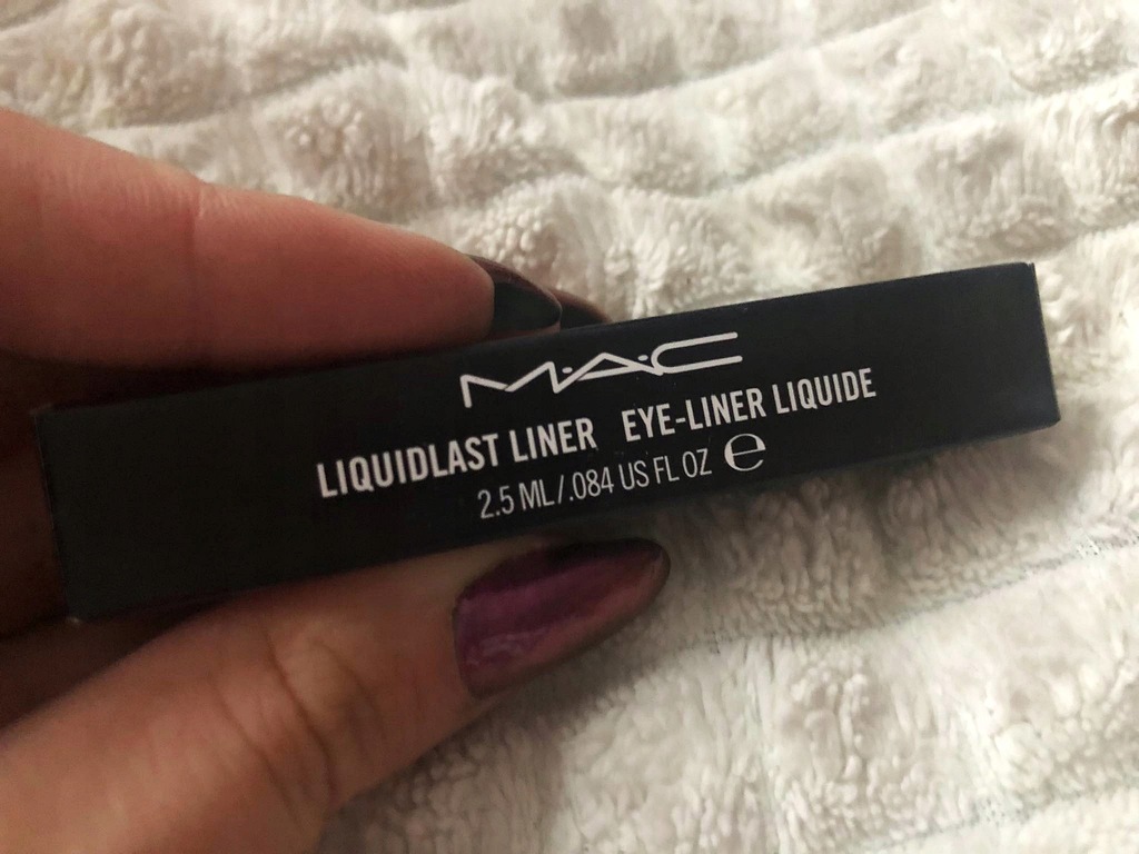 Eye-liner MAC Liquidlast Liner liquide Point Black