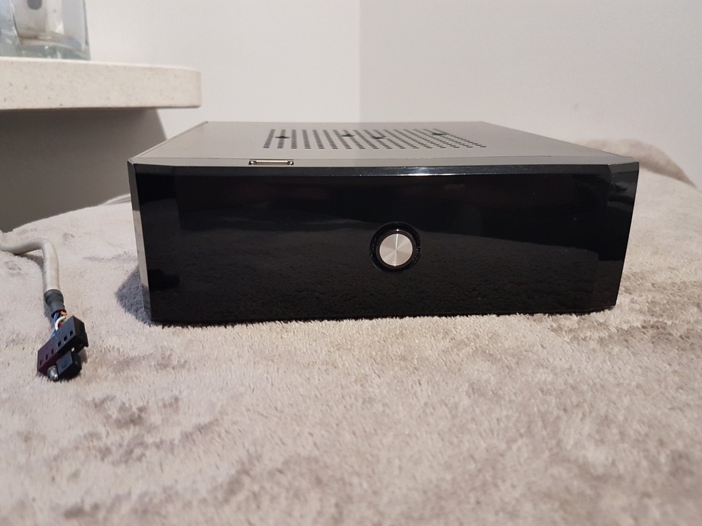 MINI PC  HTPC KODI IPTV e350m1 SSD HDMI 2GB DDR3