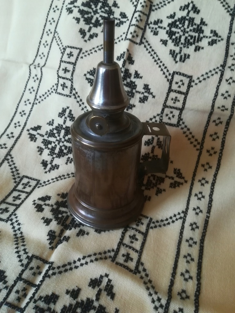 WYPRZEDAŻ DOMOWA-STARA LAMPA NAFTOWA