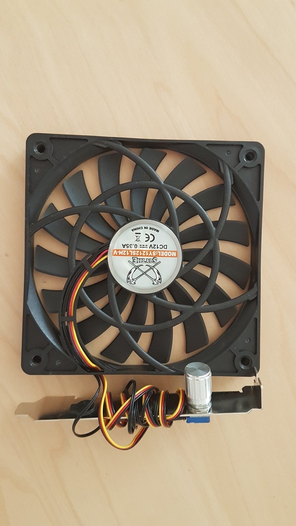 Scythe Slip Stream Slim (SY1212SL12H)