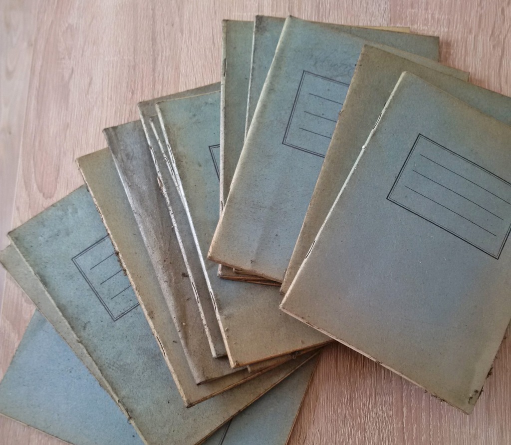 Okładki Na Zeszyty 16 Kartkowe Stare zeszyty PRL ok. 1969 rok 16-kartkowe - 7371987132 - oficjalne
