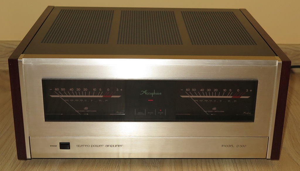 Accuphase P-500