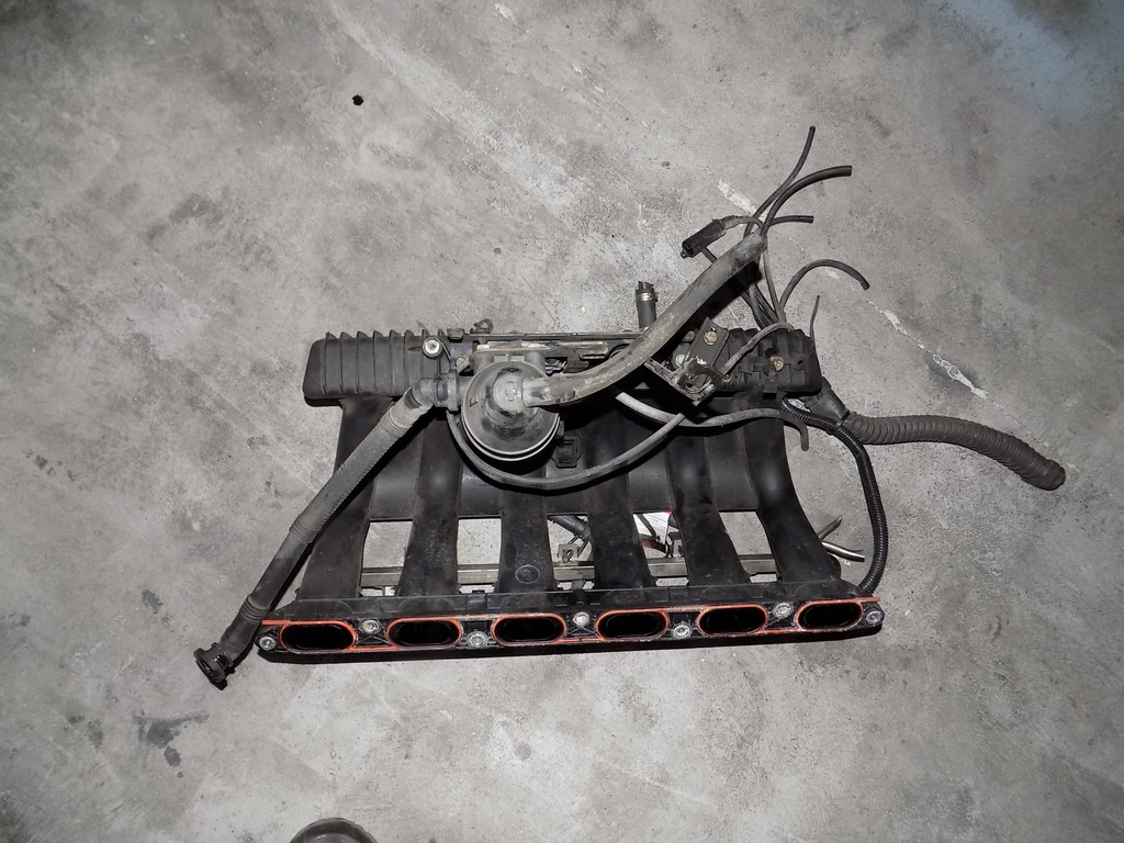 KOLEKTOR SSĄCY BMW E36 323i 2.5 M52B25 11611703777