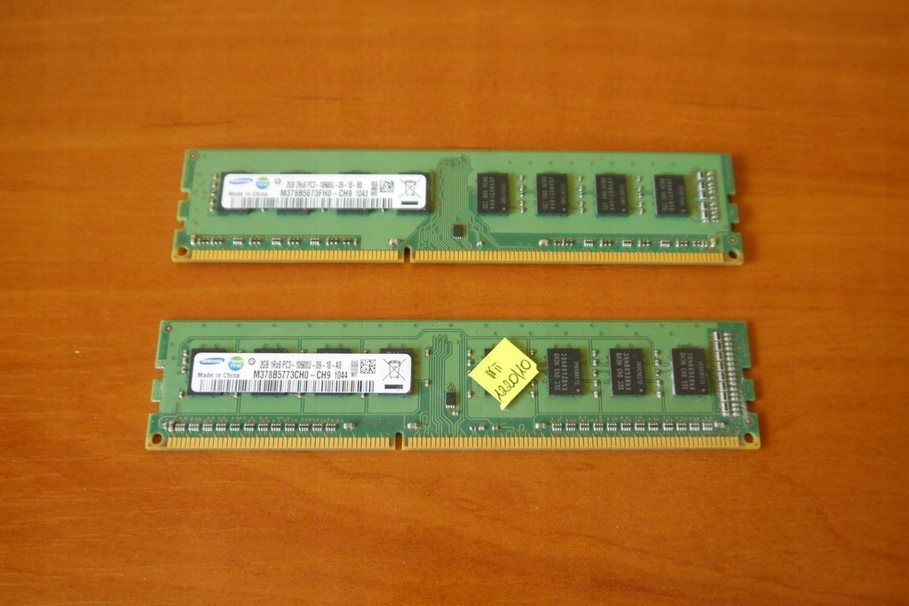DDR3 Samsung 2x2GB M378B5673FH0-CH9 CL9 PC3-10600