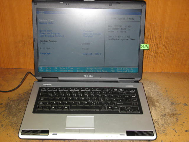 LAPTOP TOSHIBA SATELLITE L40-137 - NR  S594