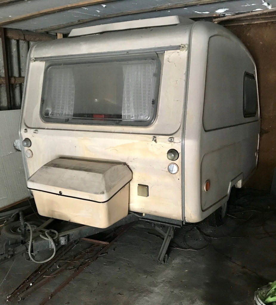 Przyczepa kempingowa Niewiadów N126 E