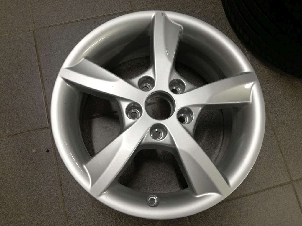 Felga 16 do Audi A3 8V0 071 496