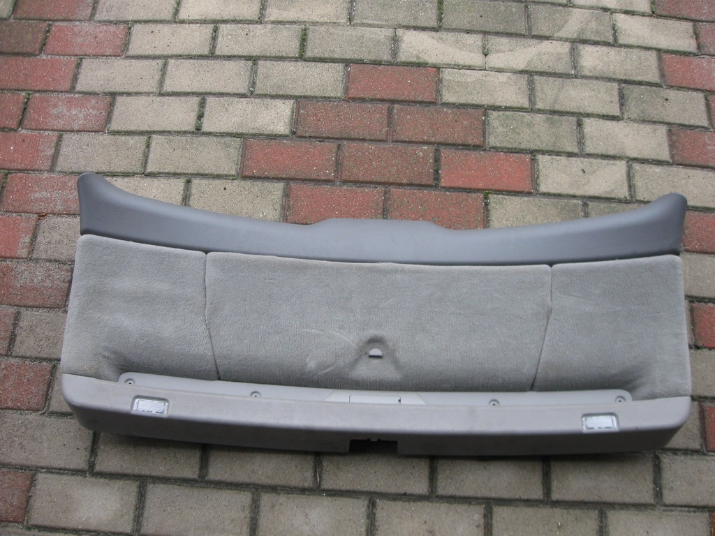 Audi A6 C6 osłona klapy bagażnika tył klapa