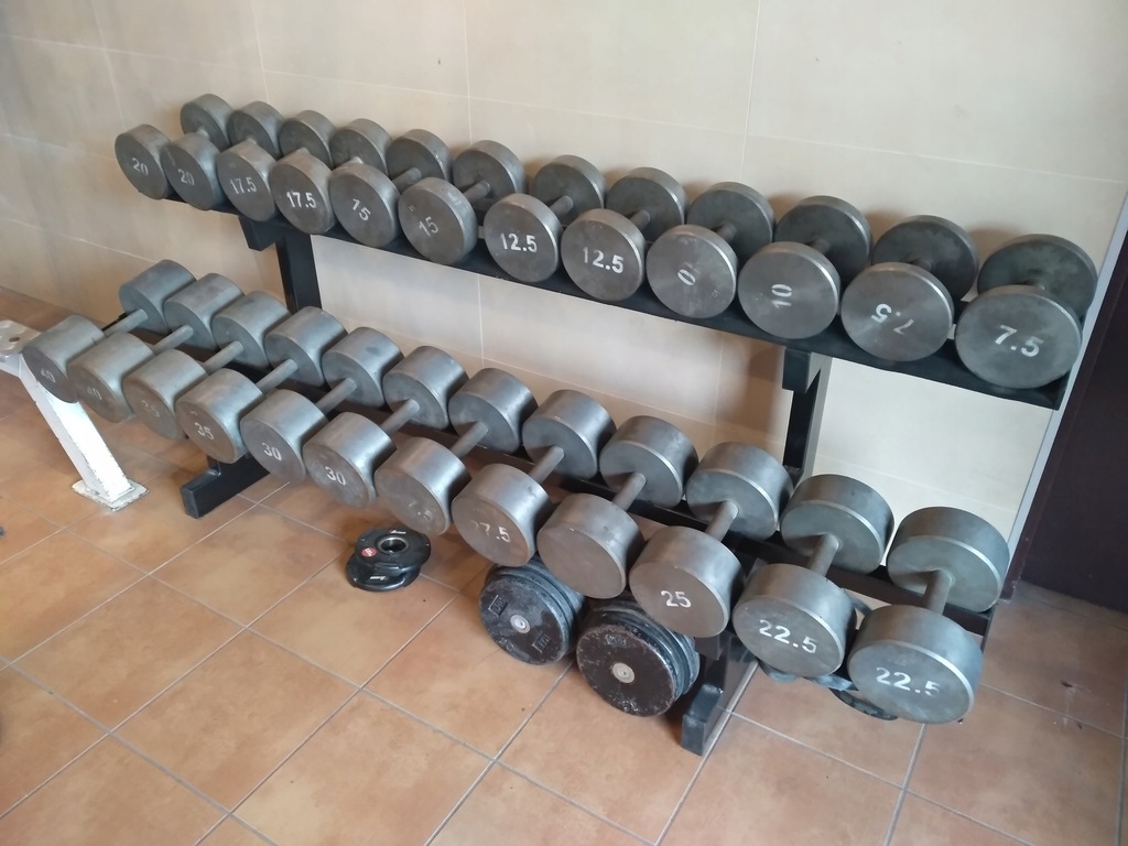 Zestaw Hantli Hantle Sztangielki 7,5kg-40kg Stojak