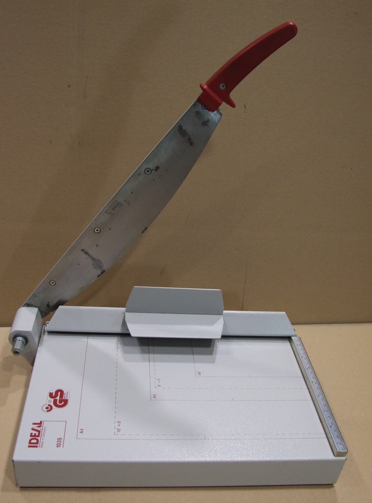 Gilotyna Ideal 1035 A4