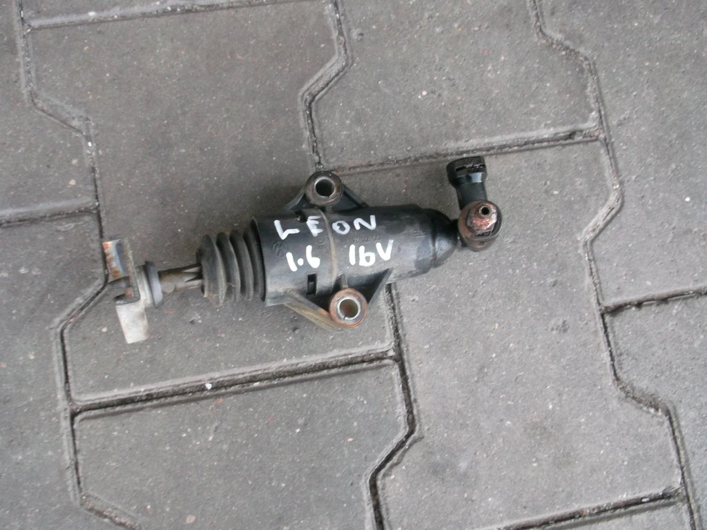 WYSPRZĘGLIK SEAT LEON 1 1.6 16V -WYSYŁKA-