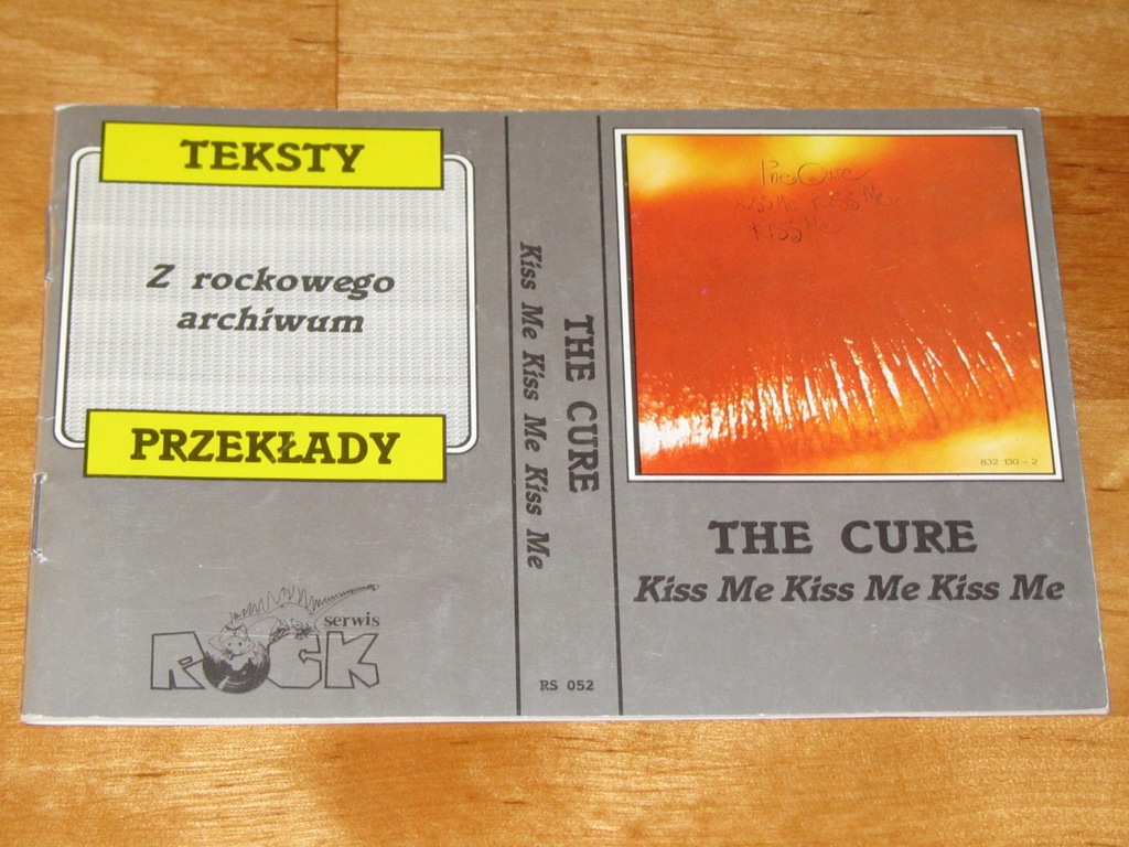 THE CURE 'KISS ME KISS ME KISS ME' - TŁUMACZENIA