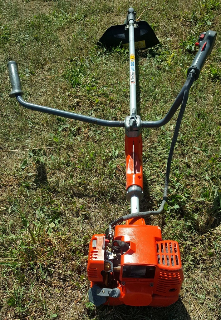 Kosa spalinowa Podkaszarka Oleo-Mac 730T 2KM