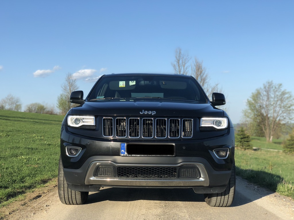 Jeep Grand Cherokee Salon Polska ASO 7377307706 oficjalne archiwum