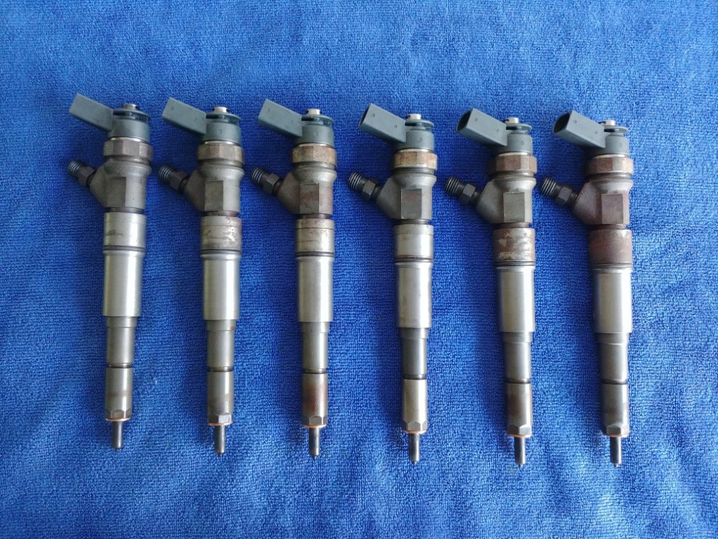 Wtryskiwacz 0445110219 BMW E60 E61 535D