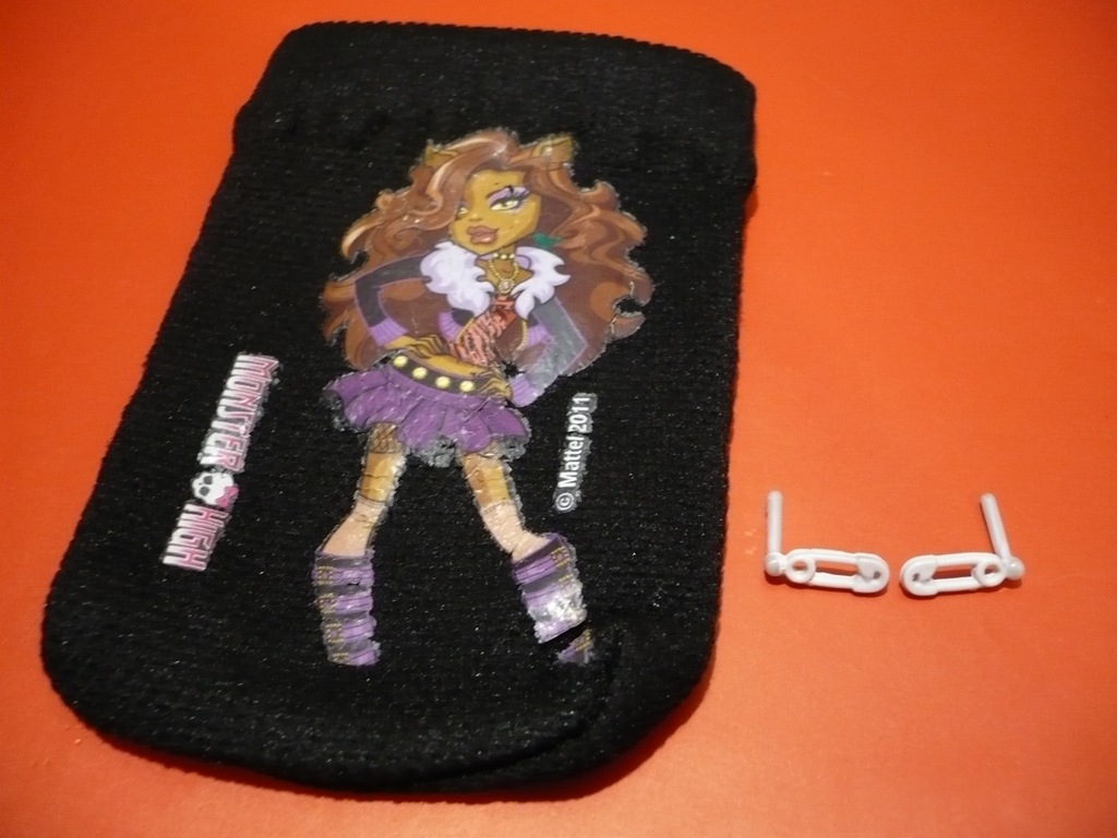 Etui na telefon + kolczyki  MONSTER HIGH
