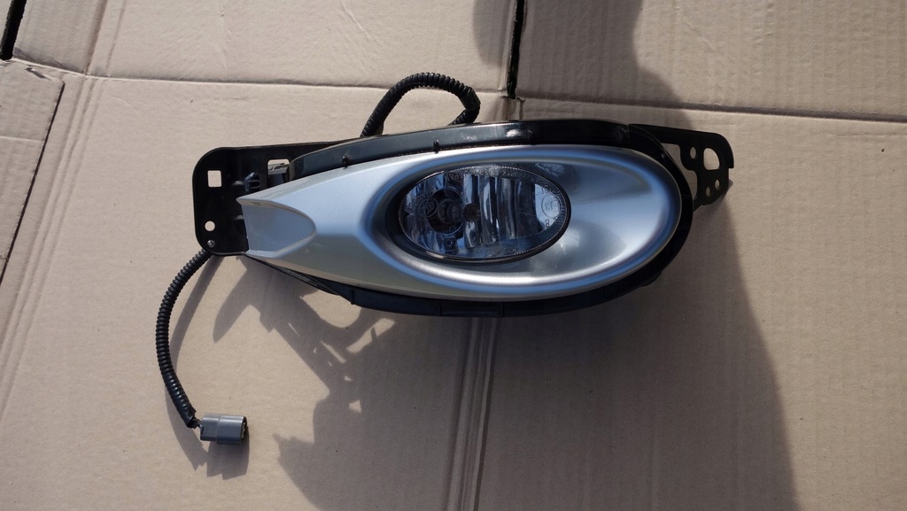 HALOGEN Z MOCOWANIEM I RAMKĄ HONDA INSIGHT