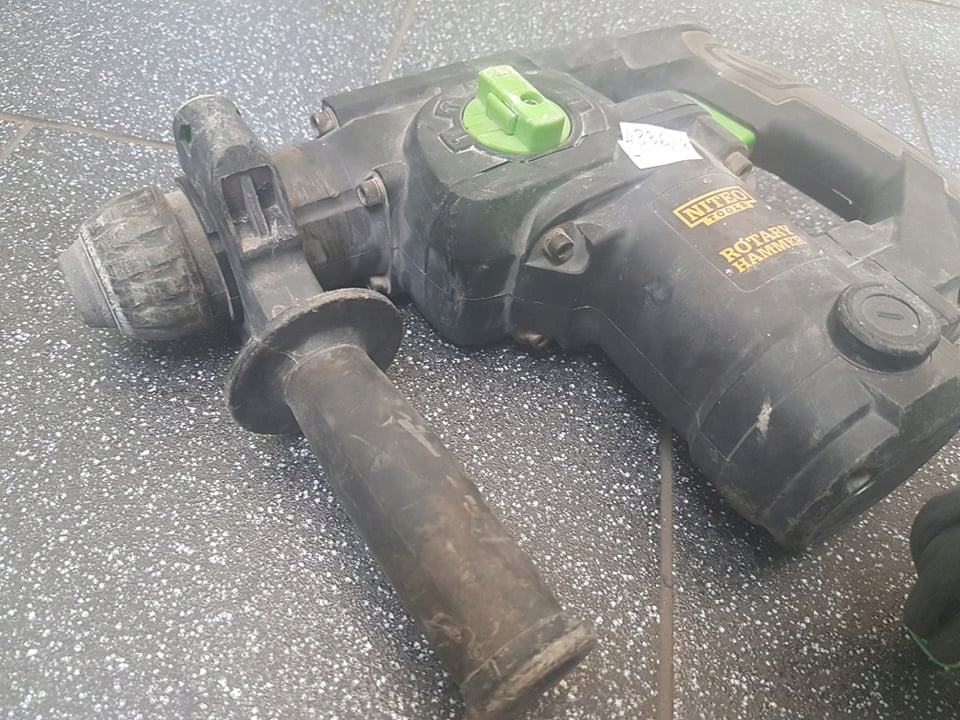 Młot udarowy NITEO TOOLS (4336/18)