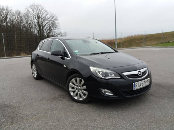 Opel astra j 2012