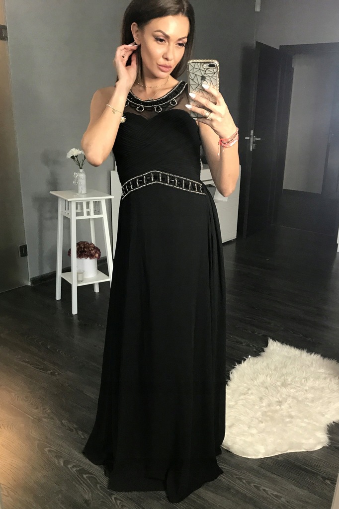 Długa suknia z ozdobną kolią - czarna M
