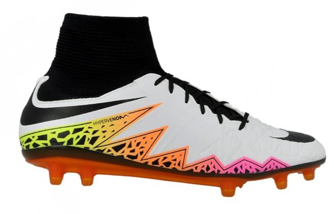 nike hypervenom phatal 2