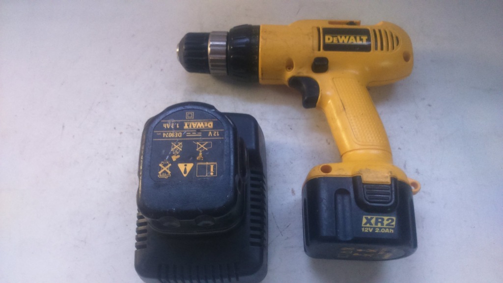 Wiertarko-wkrętarka DeWalt DW 953