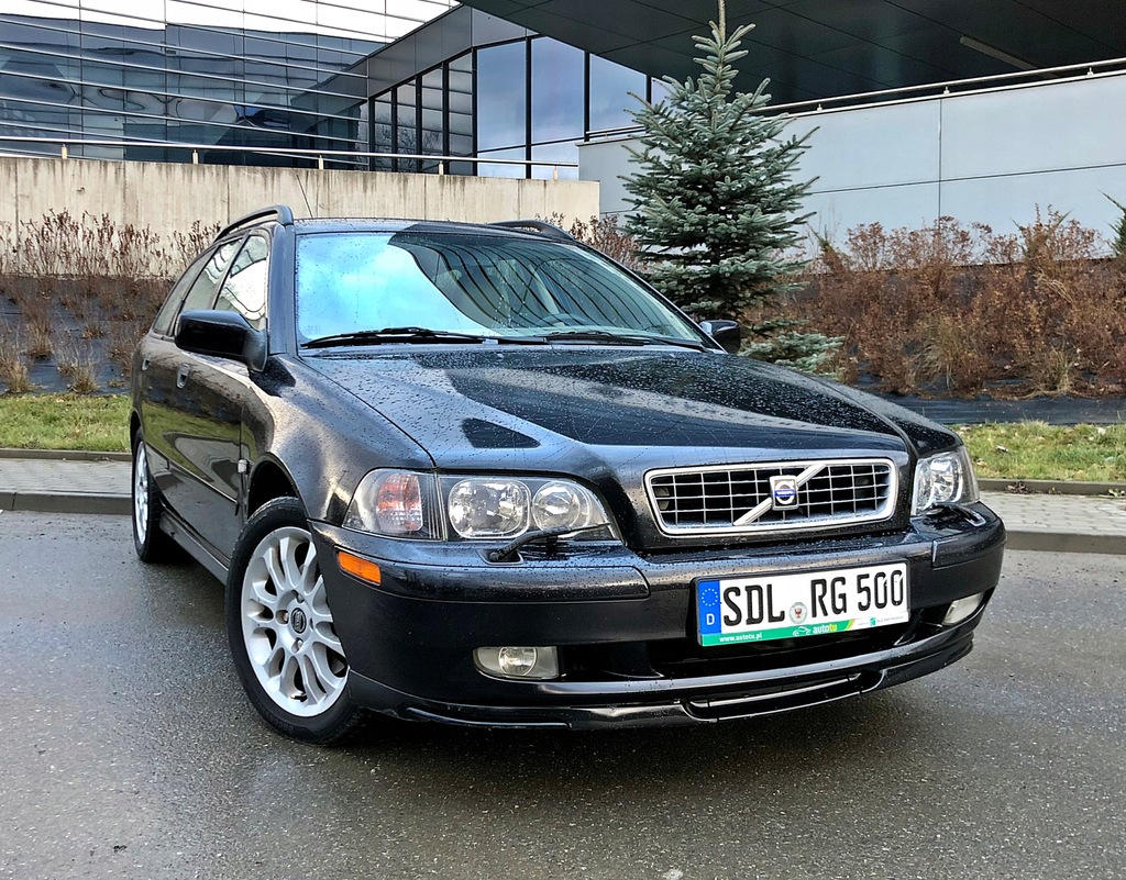 Volvo V40 2.0 turbo, Sport Edition, Serwis, navi