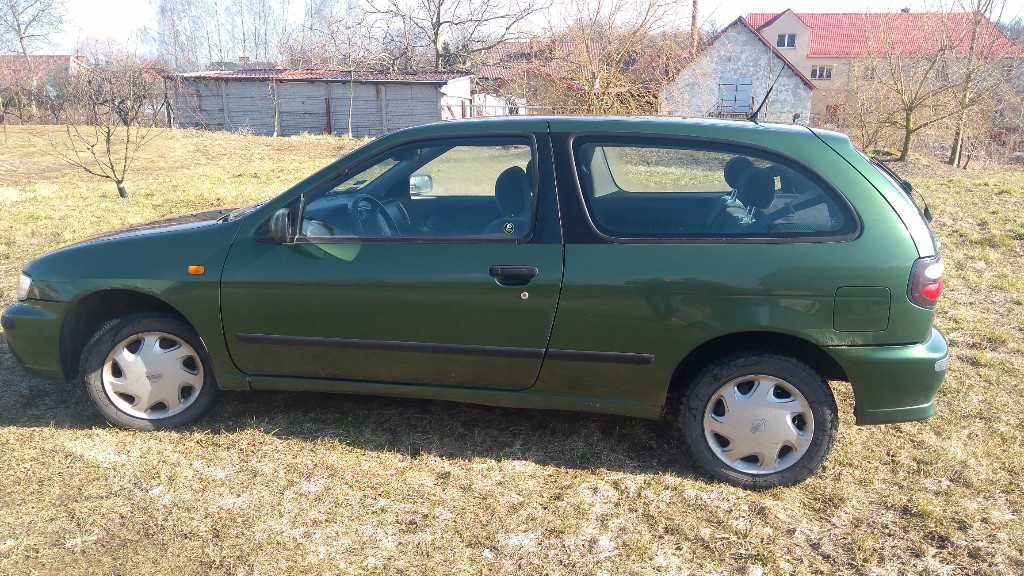 Nissan Almera