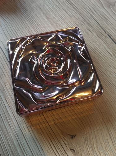 Nowy rozświetlacz Smashbox VLADA